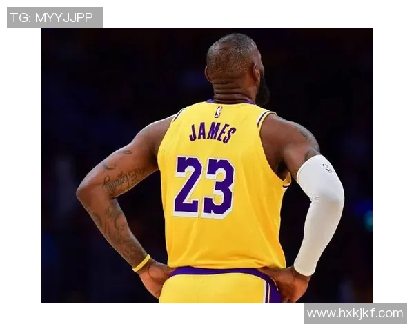 湖人队领袖詹姆斯因腿伤缺席季后赛，球队面临前所未有的挑战，如何应对？