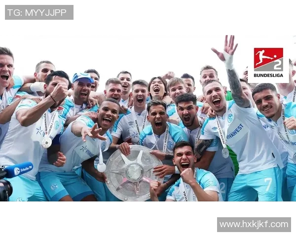 蔚蓝军团征战德甲,誓守冠军王座!