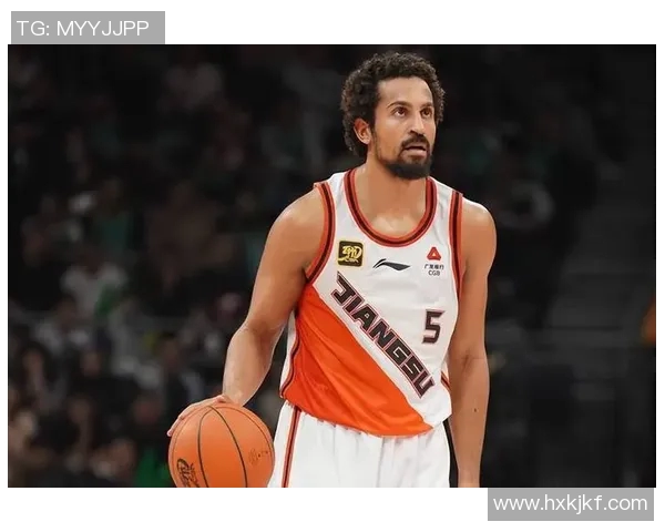 活塞后卫杰克逊成为交易热门对象，未来动向引发广泛关注