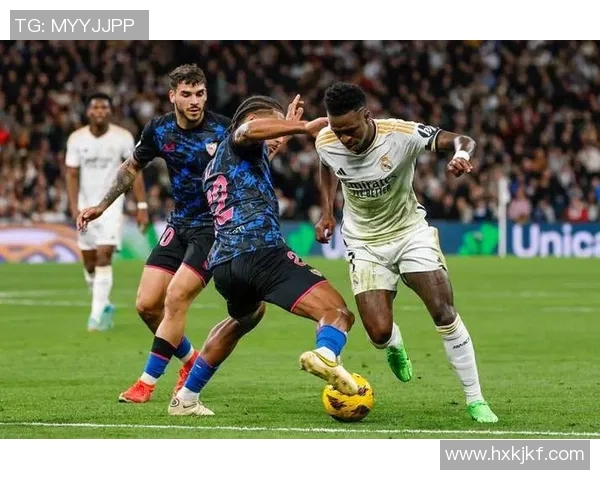 塞维利亚主场2-0完胜皇家马德里，巨星云集的塞维利亚全队表现出色